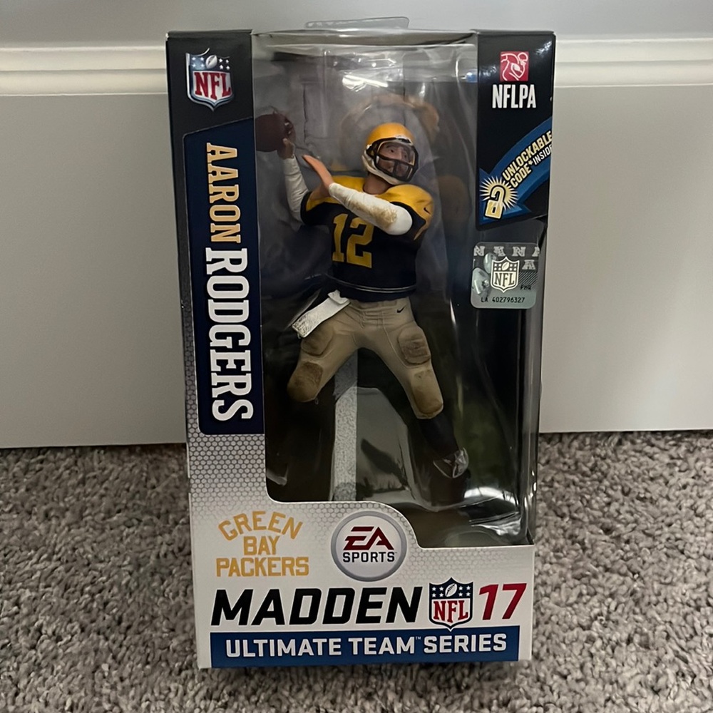 NIB Aaron Rodgers Madden 17 Ultimate Team Series 2 Figurine